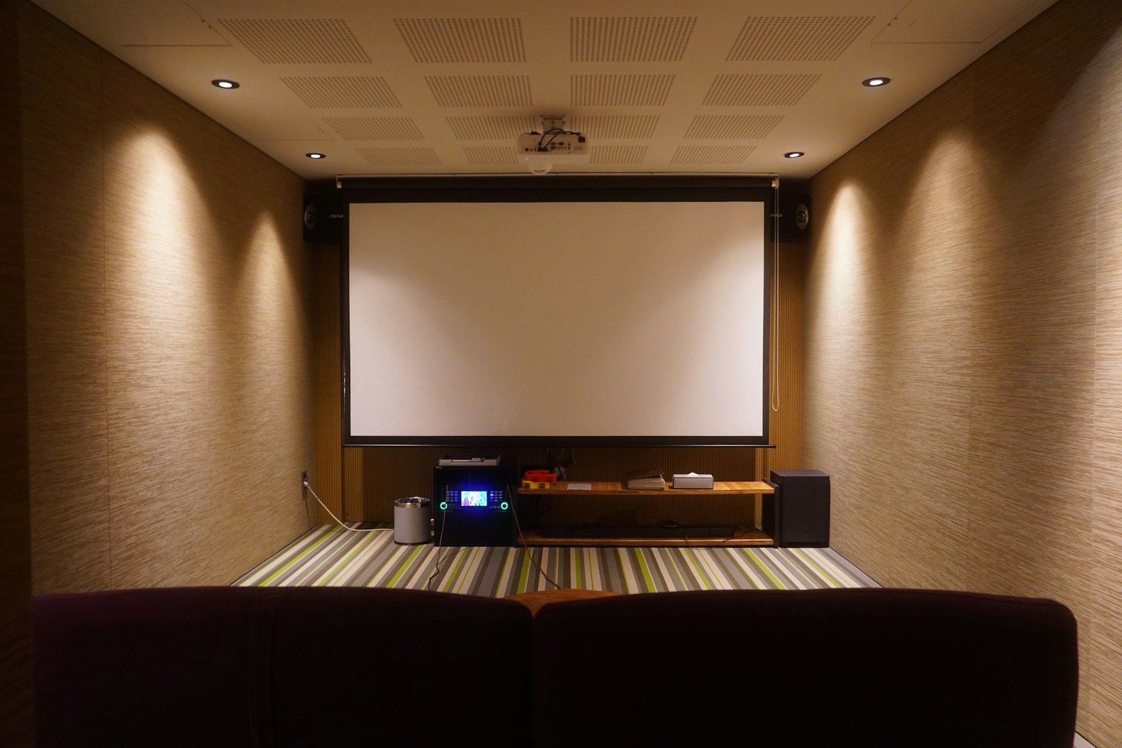 Read more about the article  Best Home Theater Surround Sound Systems That Transform Your Movie Experience