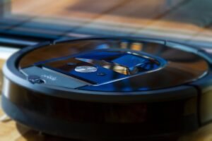 Read more about the article The Complete Guide to Robot Vacuum and Mop Systems for Your Home